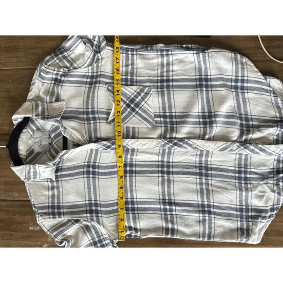 Rails Women’s Plaid Button Down Shirt Size Small Blue White Flannel Rayon - Picture 7 of 7